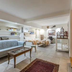 https://allombra-della-luna.emilia-romagnahotels.net