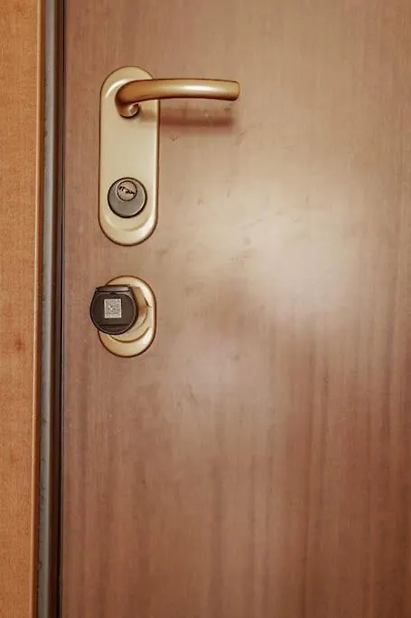 Marghera House - San Siro Netflix & Wifi Milan Italy