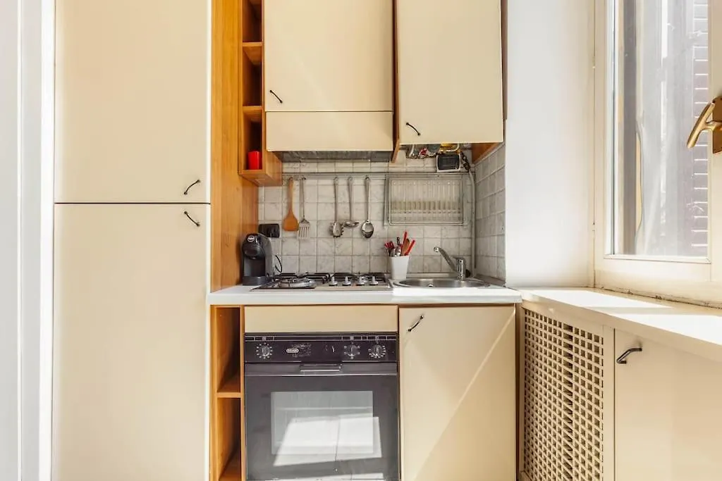 Marghera House - San Siro Netflix & Wifi Milan Italy